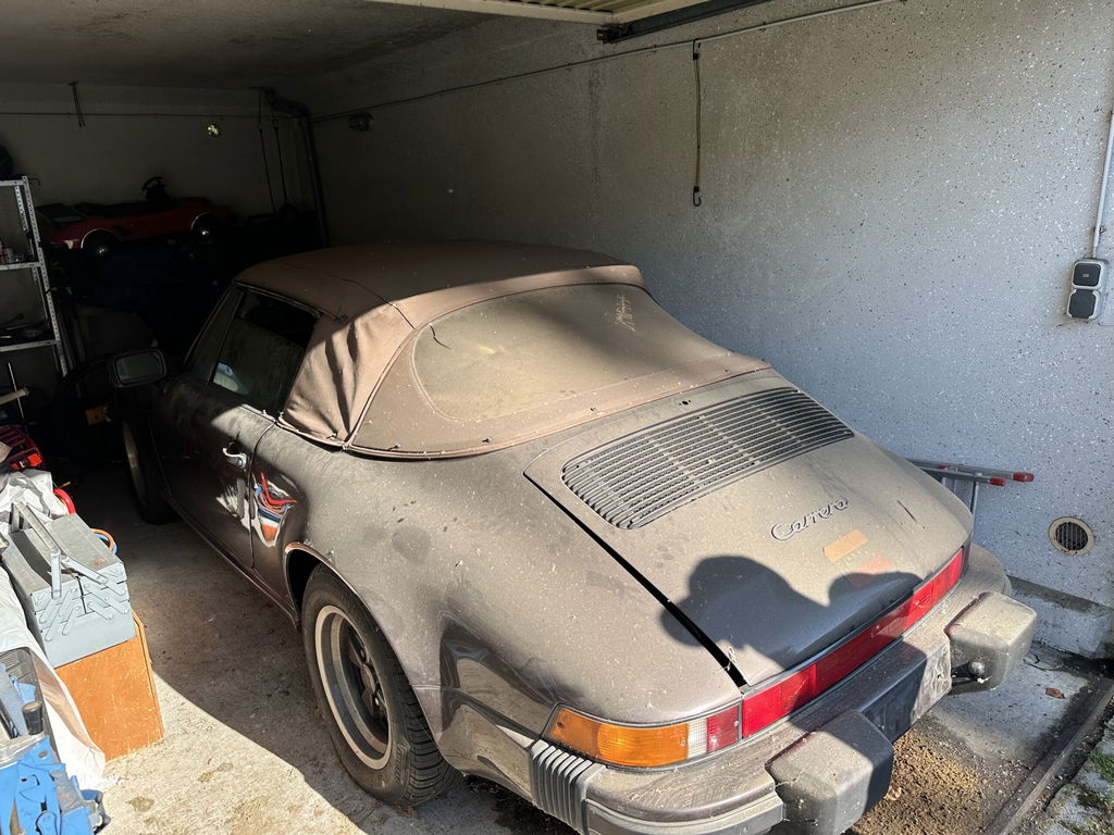 Porsche 911 Carrera 3.2