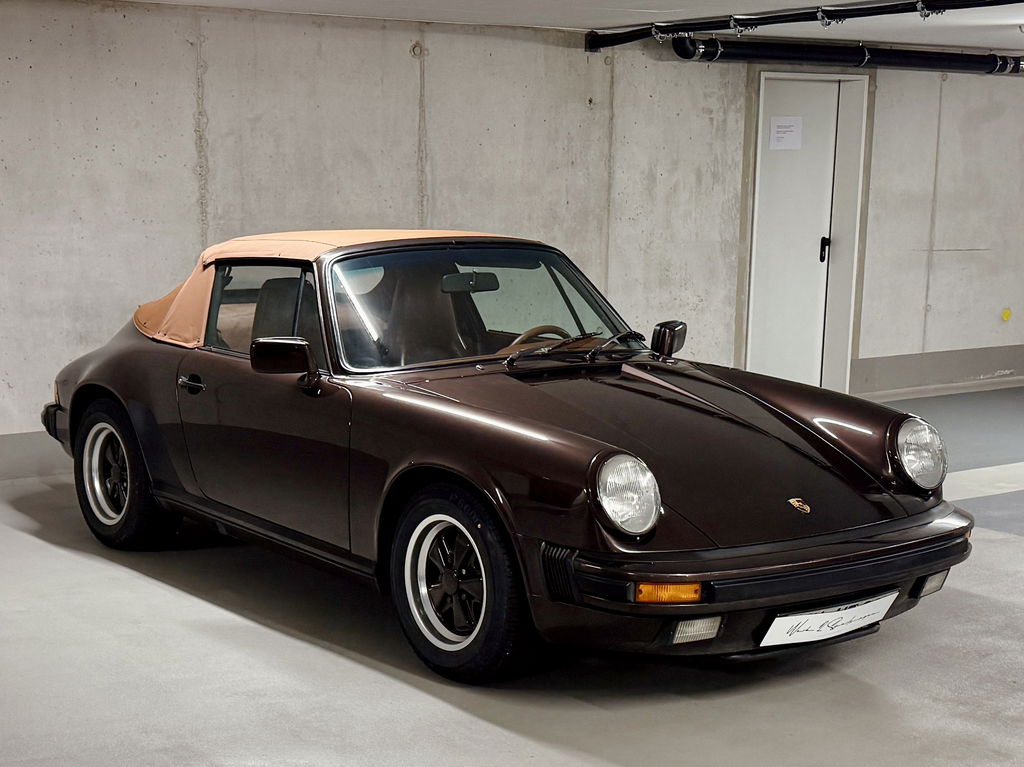 Porsche 911 Carrera 3.2