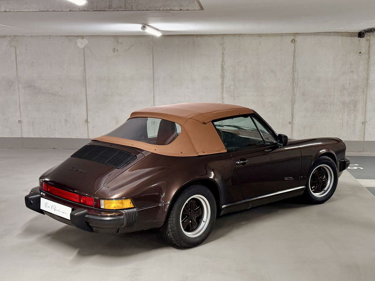 Porsche 911 Carrera 3.2