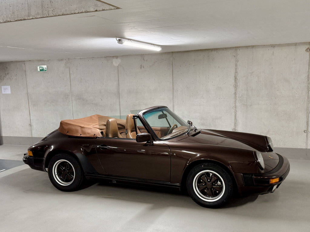 Porsche 911 Carrera 3.2