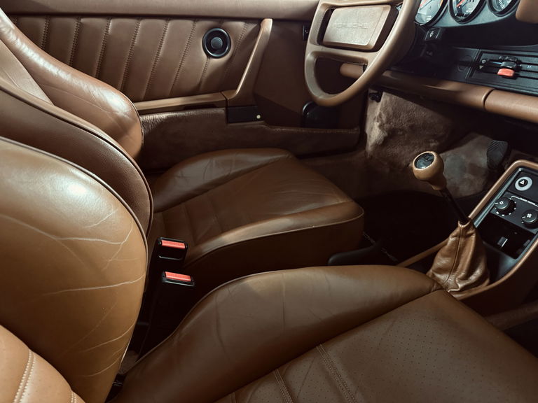 Porsche 911 Carrera 3.2