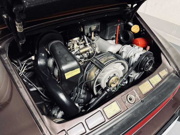 Porsche 911 Carrera 3.2