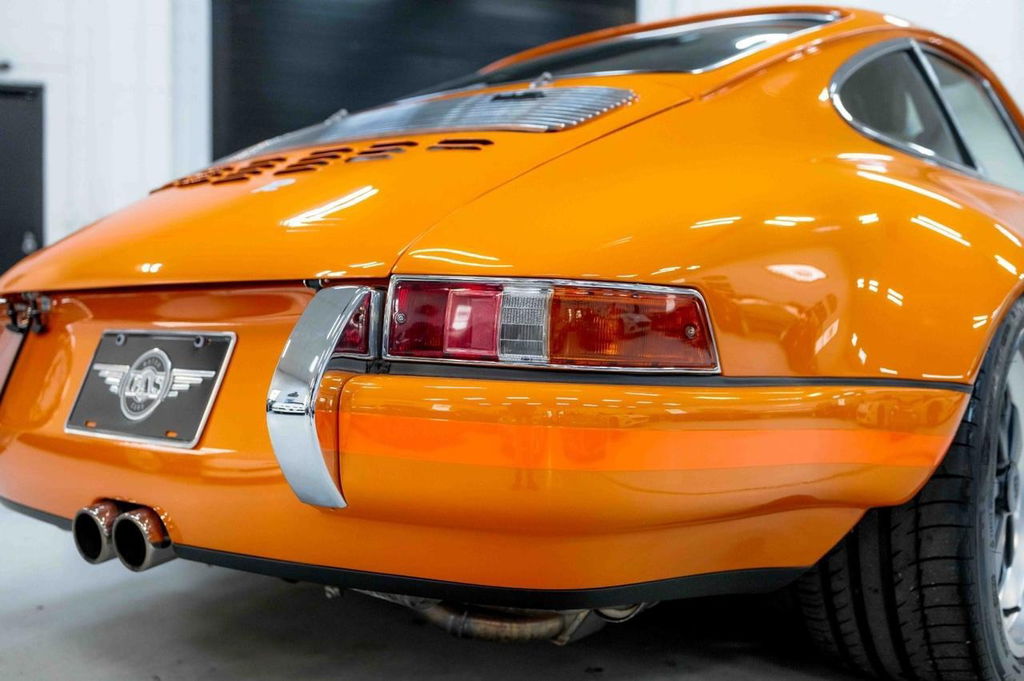 Porsche 911 Backdate