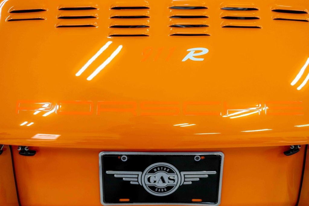 Porsche 911 Backdate