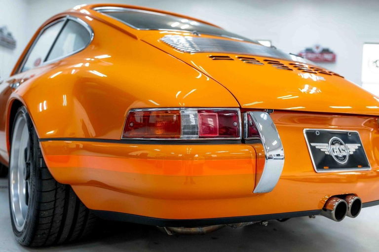 Porsche 911 Backdate