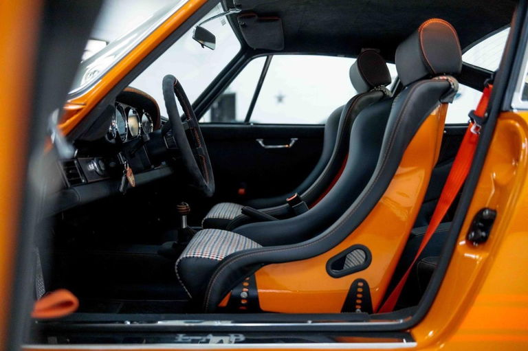 Porsche 911 Backdate