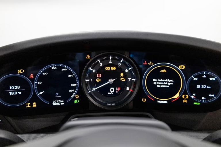 Porsche 992 Carrera 4S