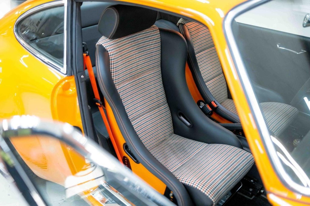 Porsche 911 Backdate