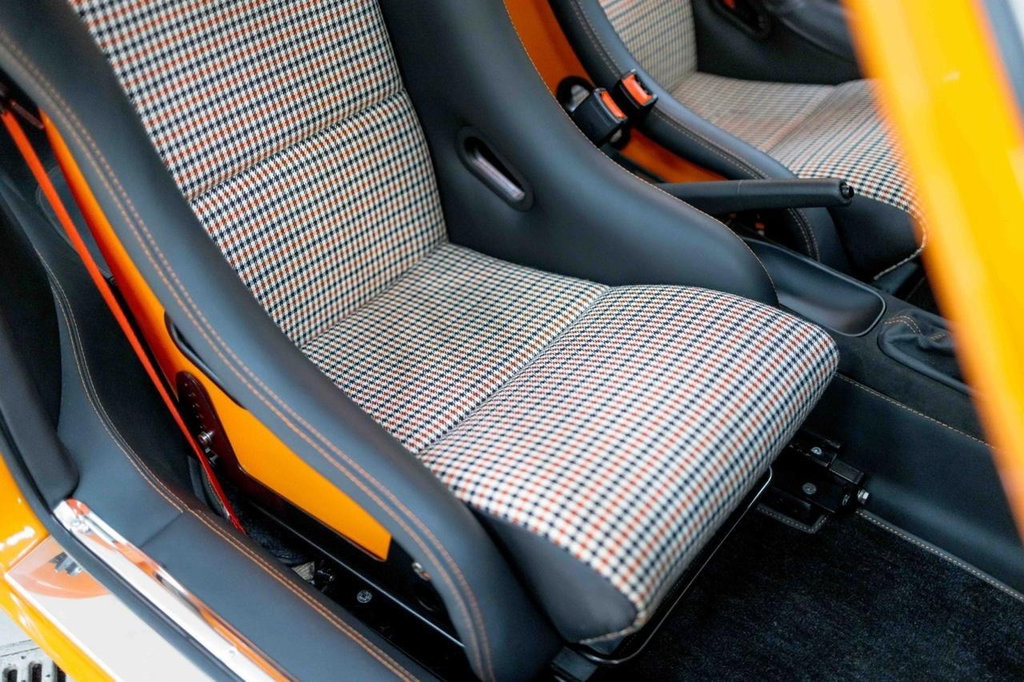 Porsche 911 Backdate