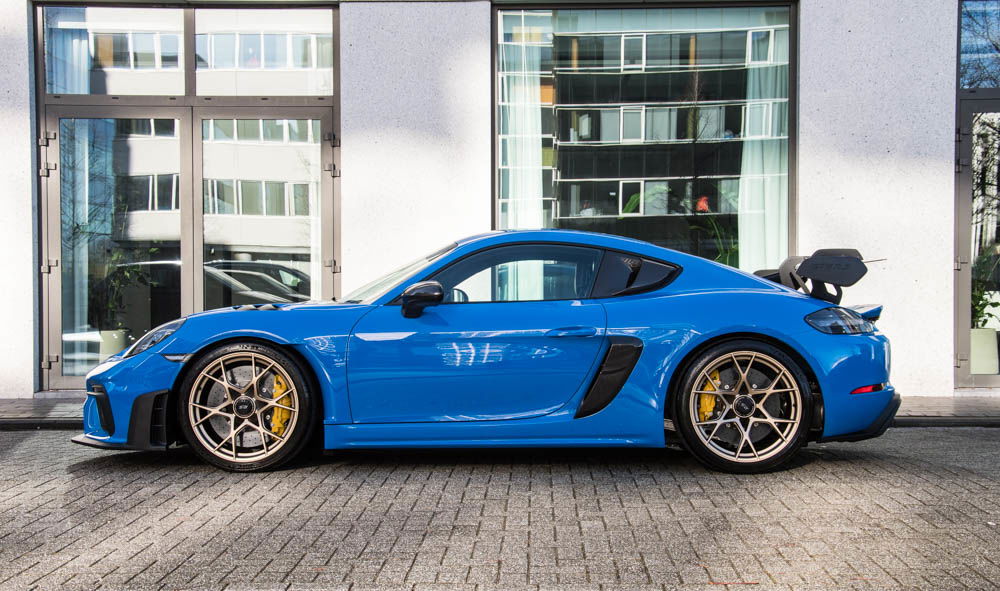 Porsche 718 Cayman GT4 RS