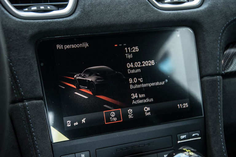 Porsche 718 Cayman GT4 RS