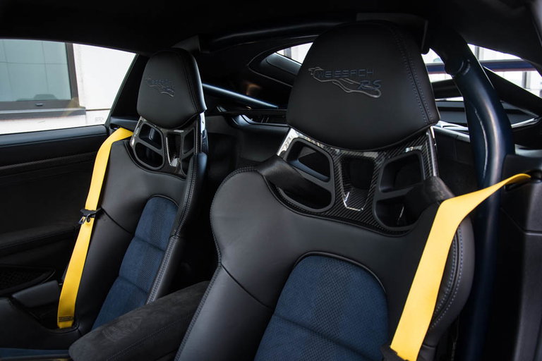 Porsche 718 Cayman GT4 RS