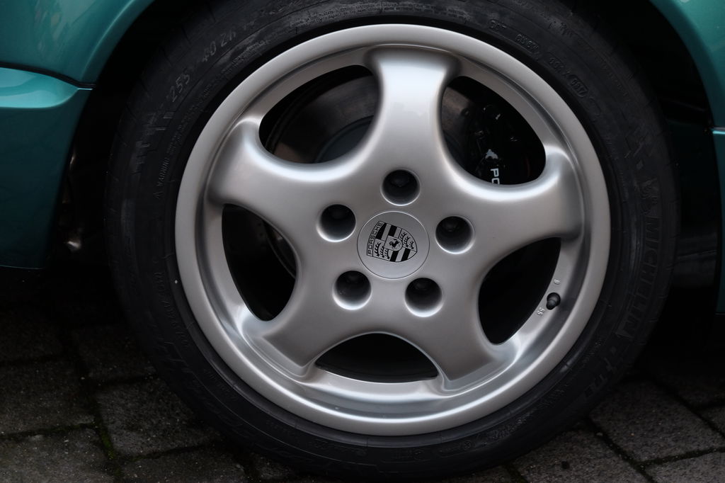 Porsche 964 Carrera 2 Speedster