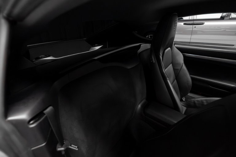 Porsche 718 Cayman