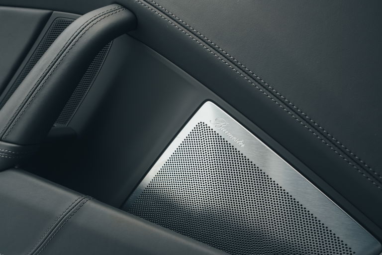 Porsche 992 Carrera 4