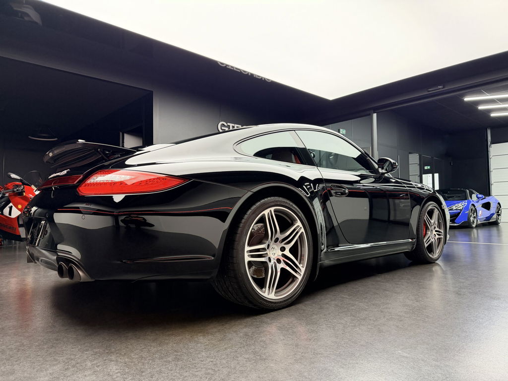 Porsche 997.2 Carrera 4S