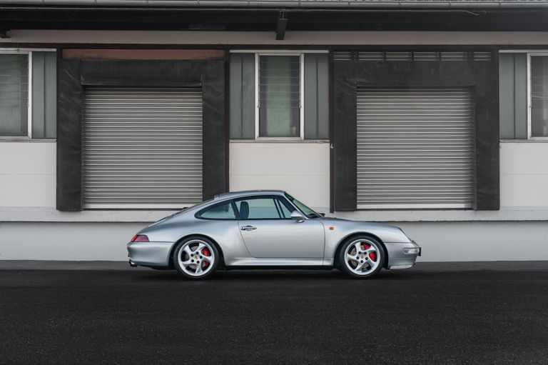 Porsche 993 Carrera 4S