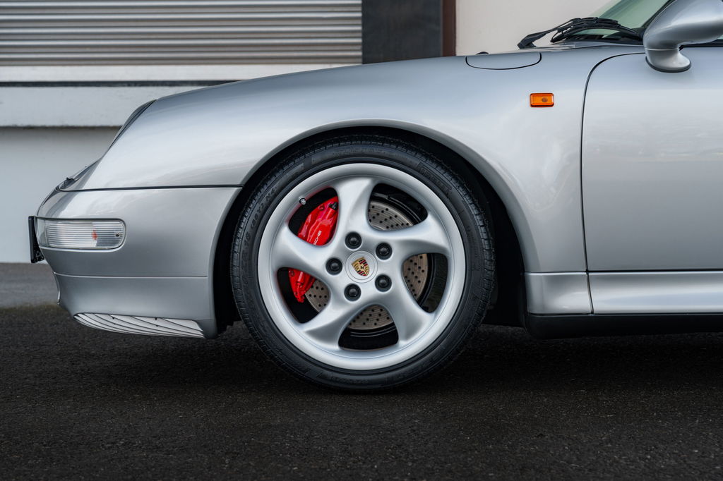 Porsche 993 Carrera 4S