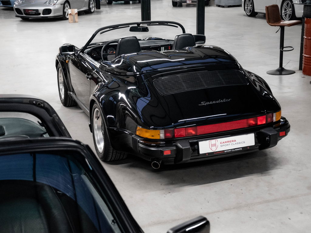 Porsche 911 Carrera 3.2 Speedster
