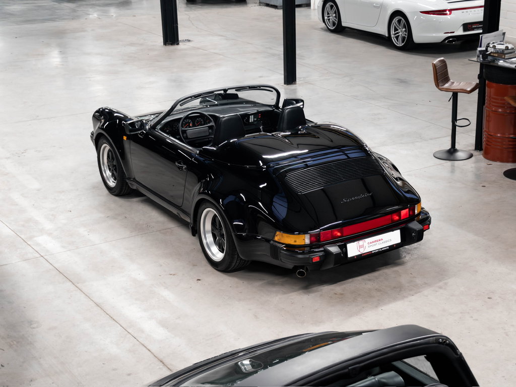 Porsche 911 Carrera 3.2 Speedster