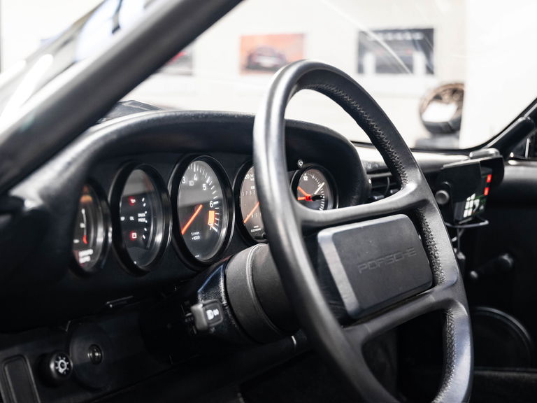 Porsche 911 Carrera 3.2 Speedster