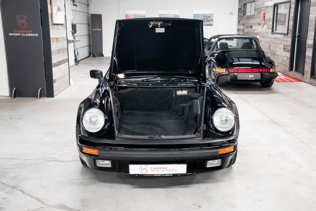 Porsche 911 Carrera 3.2 Speedster