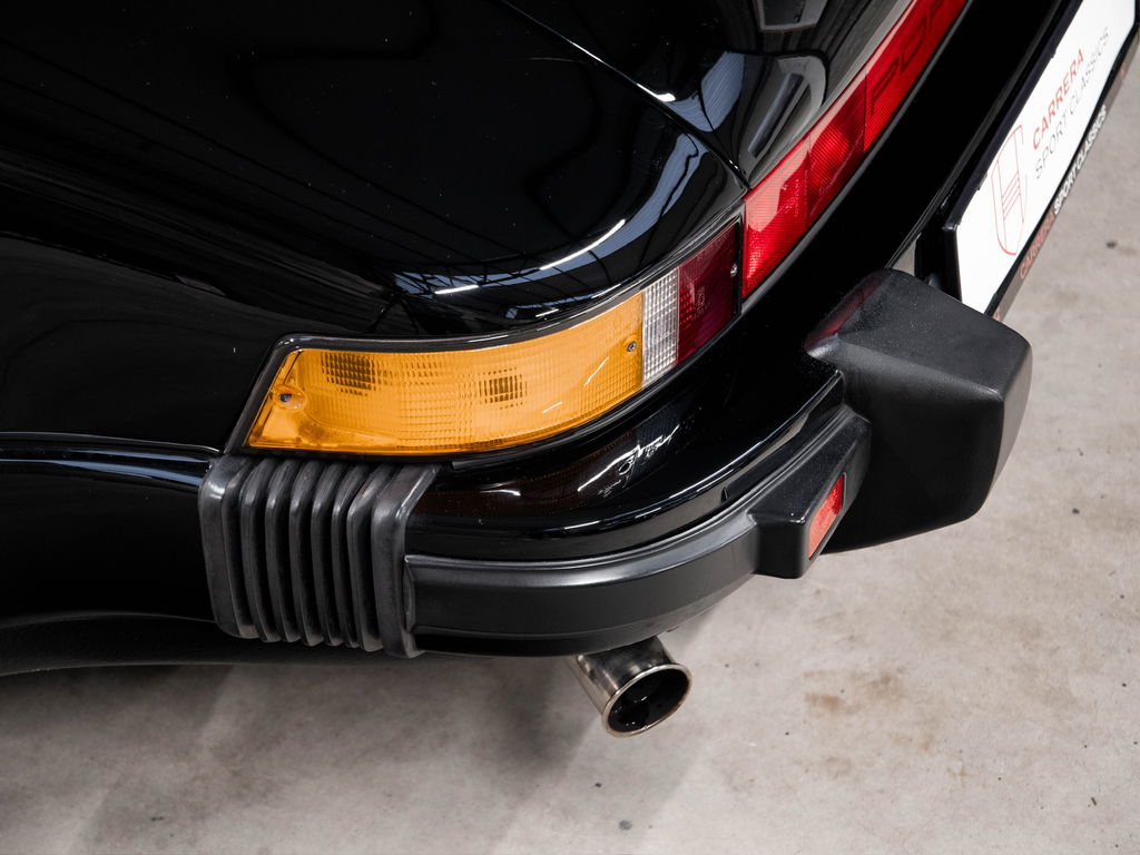 Porsche 911 Carrera 3.2 Speedster