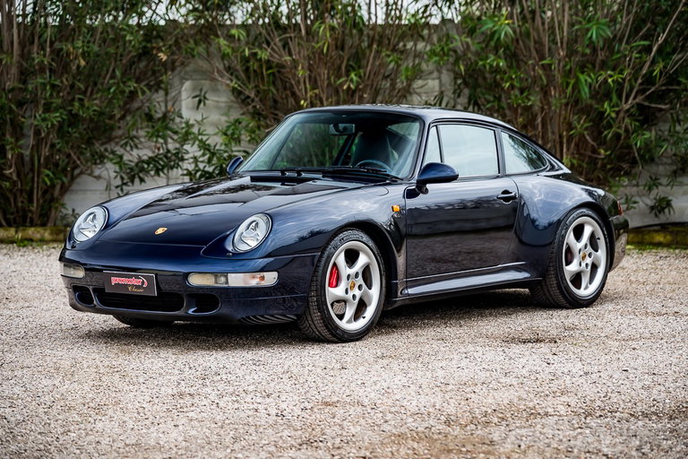 Porsche 993 Carrera 4S