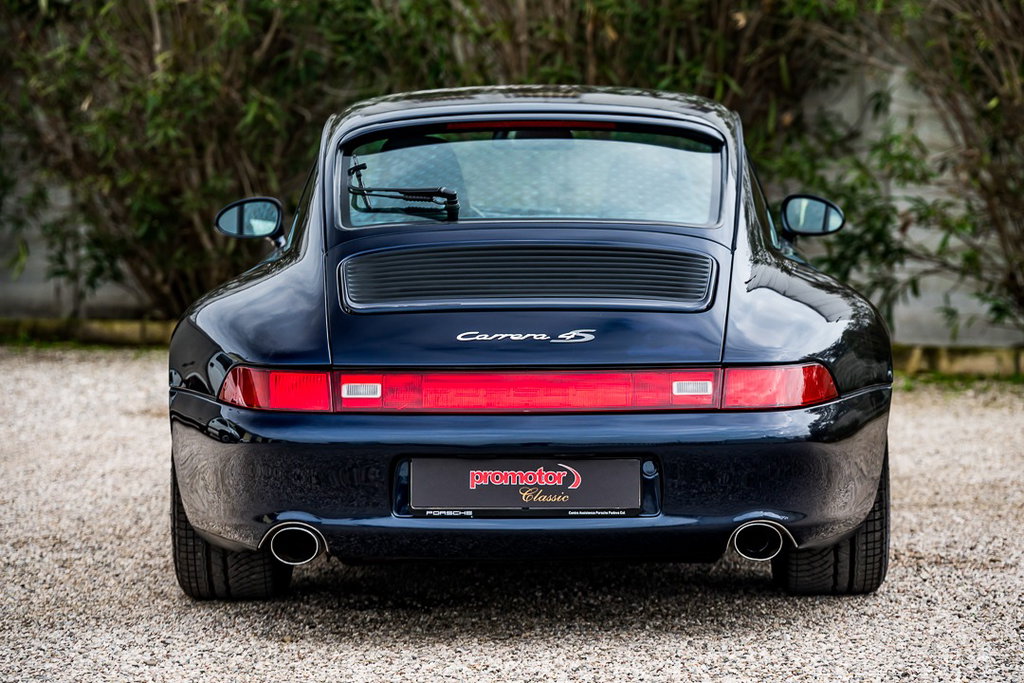 Porsche 993 Carrera 4S