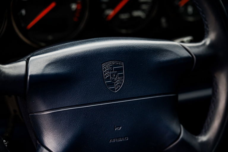 Porsche 993 Carrera 4S