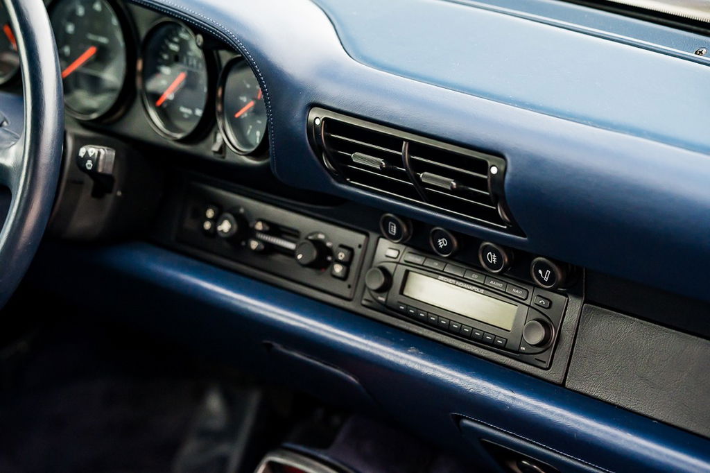 Porsche 993 Carrera 4S