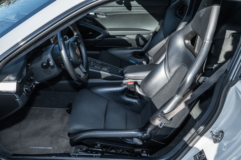 Porsche 991.2 GT3 Touring