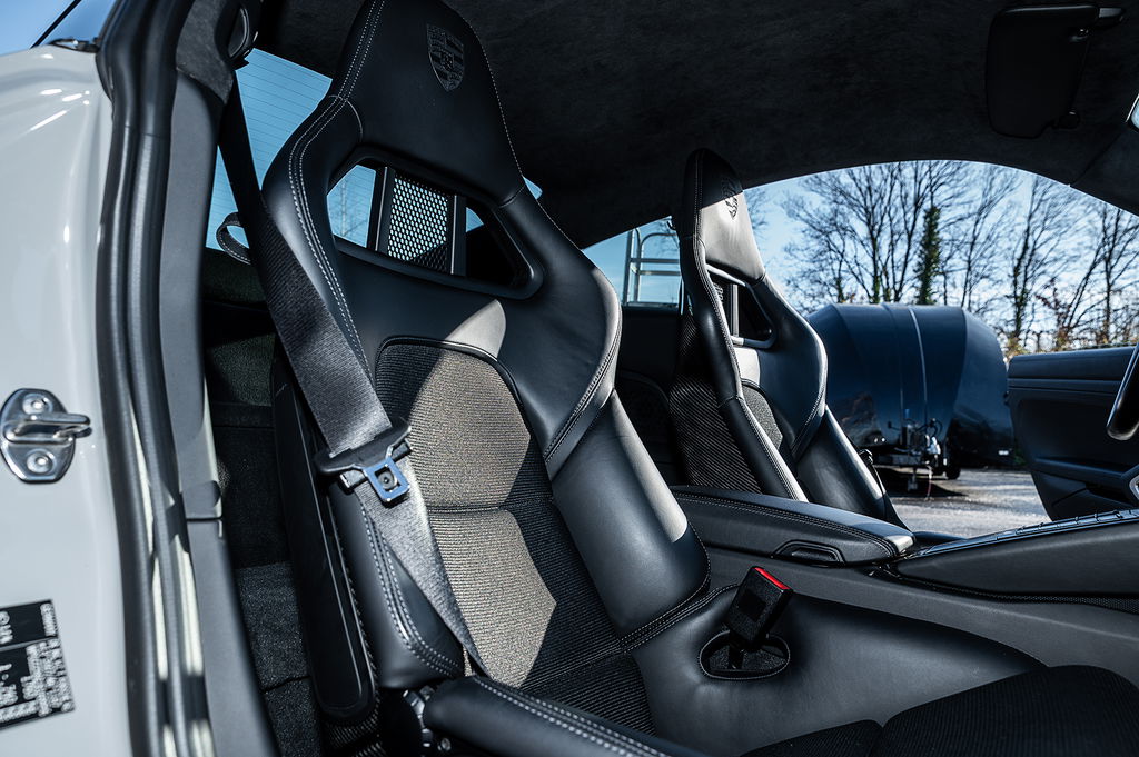 Porsche 991.2 GT3 Touring