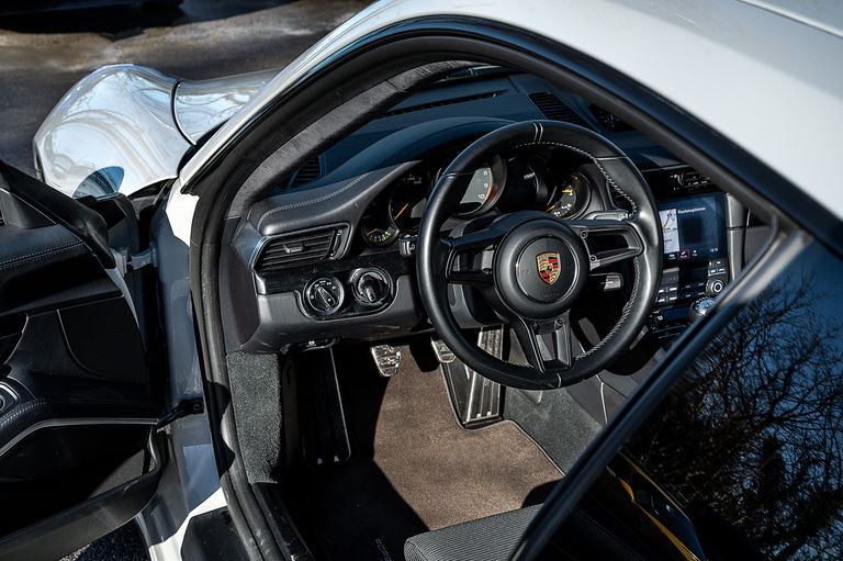 Porsche 991.2 GT3 Touring