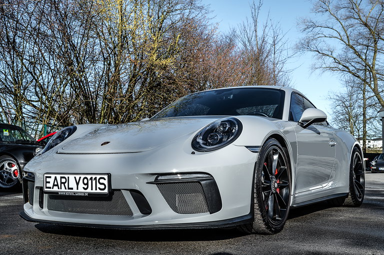 Porsche 991.2 GT3 Touring