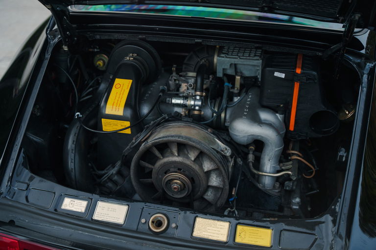 Porsche 911 Carrera 3.2