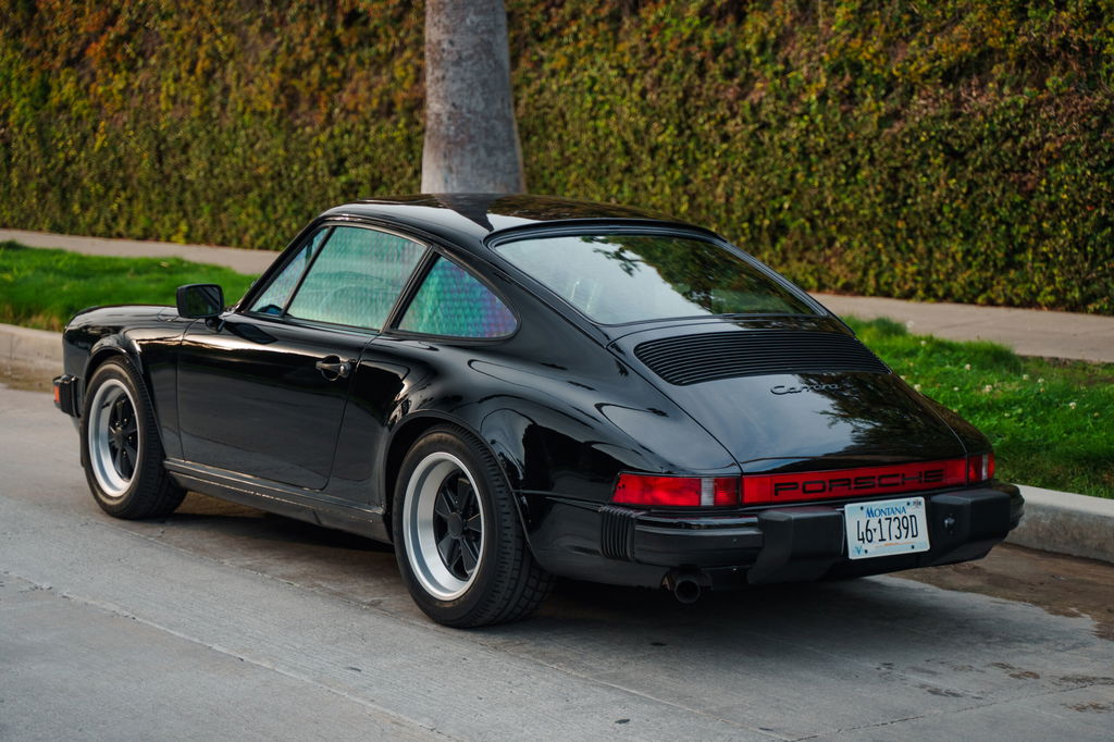 Porsche 911 Carrera 3.2