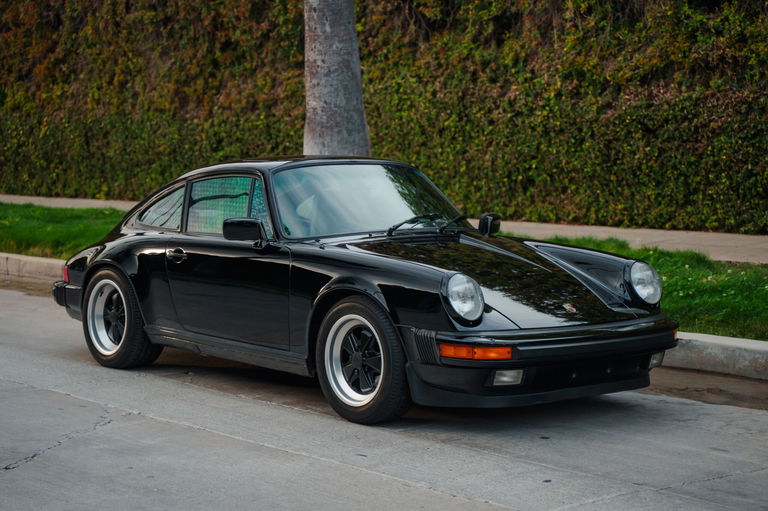 Porsche 911 Carrera 3.2