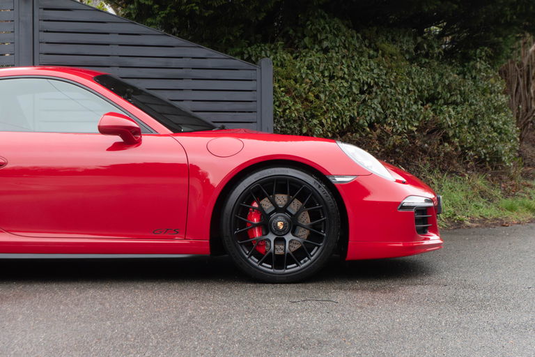 Porsche 991 Carrera GTS