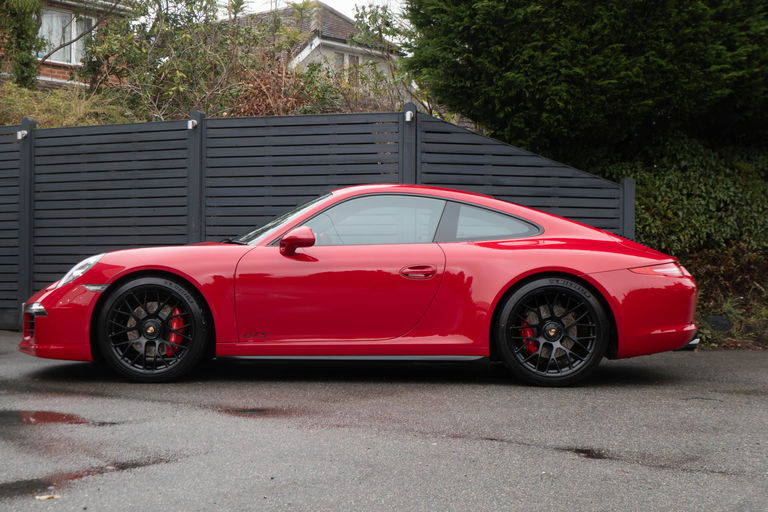 Porsche 991 Carrera GTS