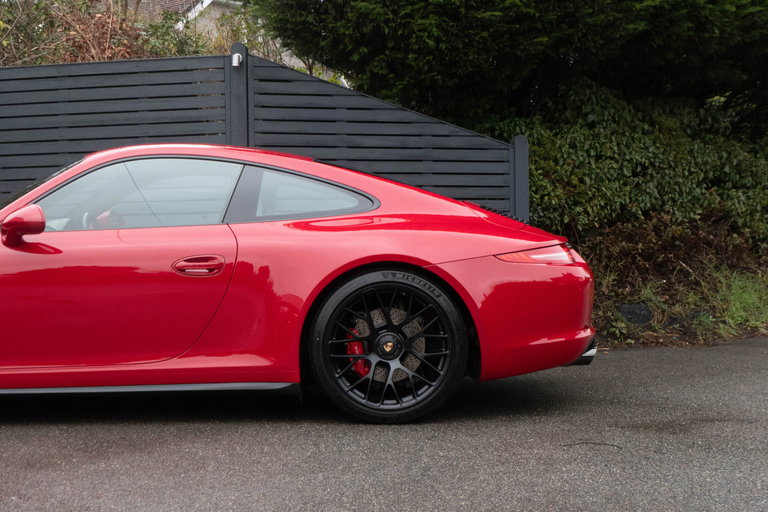Porsche 991 Carrera GTS