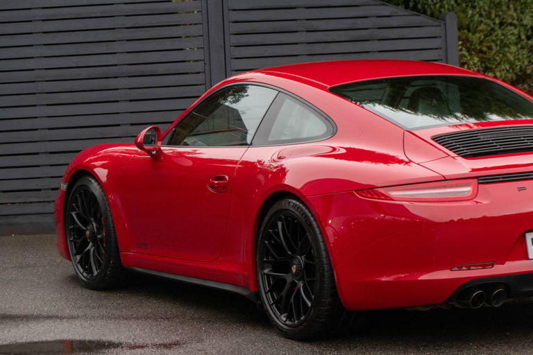 Porsche 991 Carrera GTS