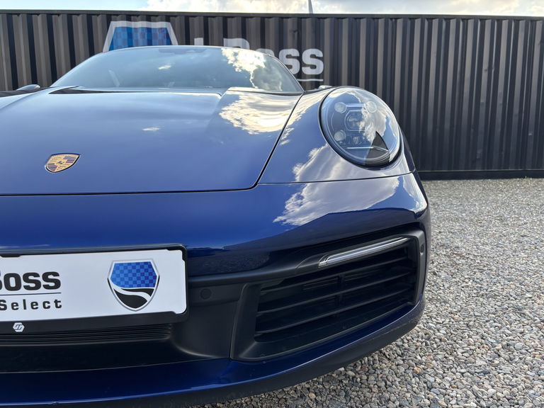 Porsche 992 Carrera 4S