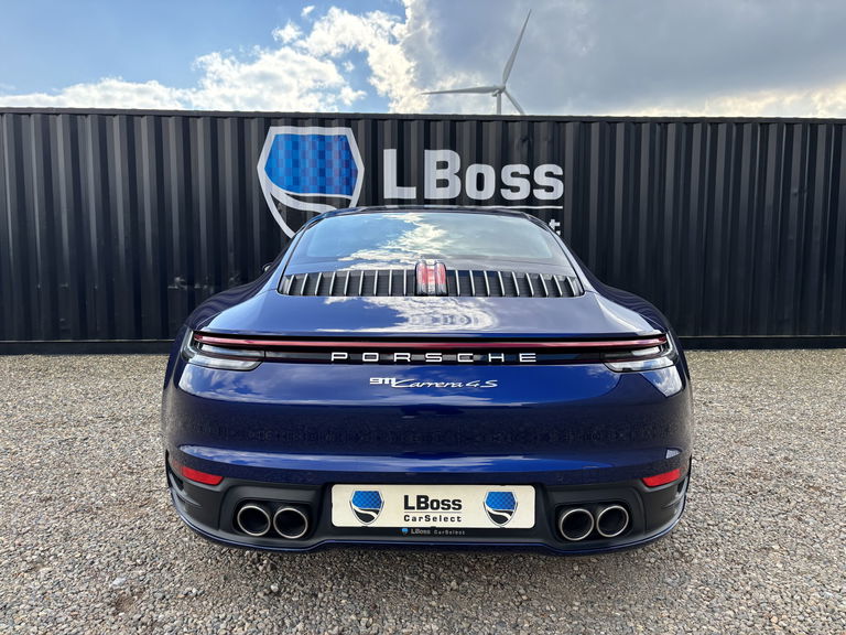 Porsche 992 Carrera 4S