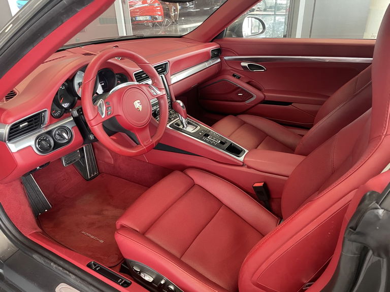 Porsche 991 Carrera 4S