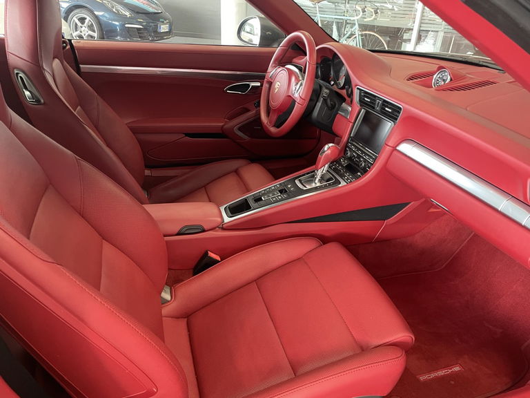 Porsche 991 Carrera 4S