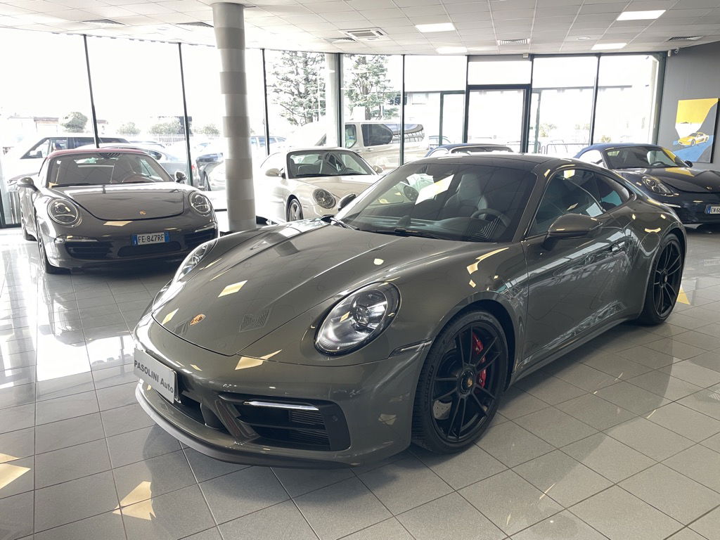 Porsche 992 Carrera GTS