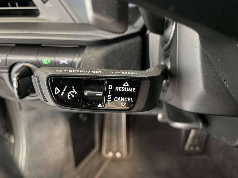 Porsche 992 Carrera GTS