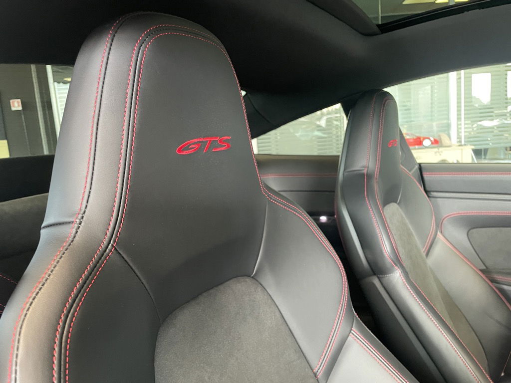 Porsche 992 Carrera GTS