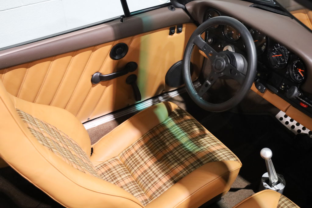 Porsche 911 Backdate